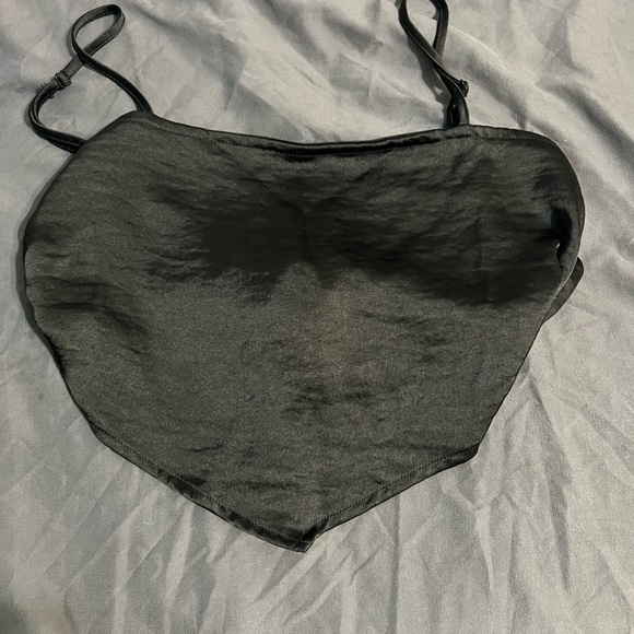 #310 Crop tank tie top - Picture 8 of 12